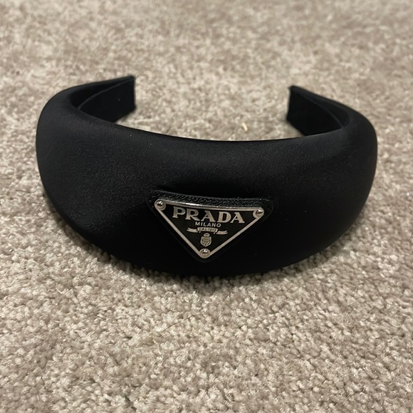 Prada headband - Picture 1 of 3